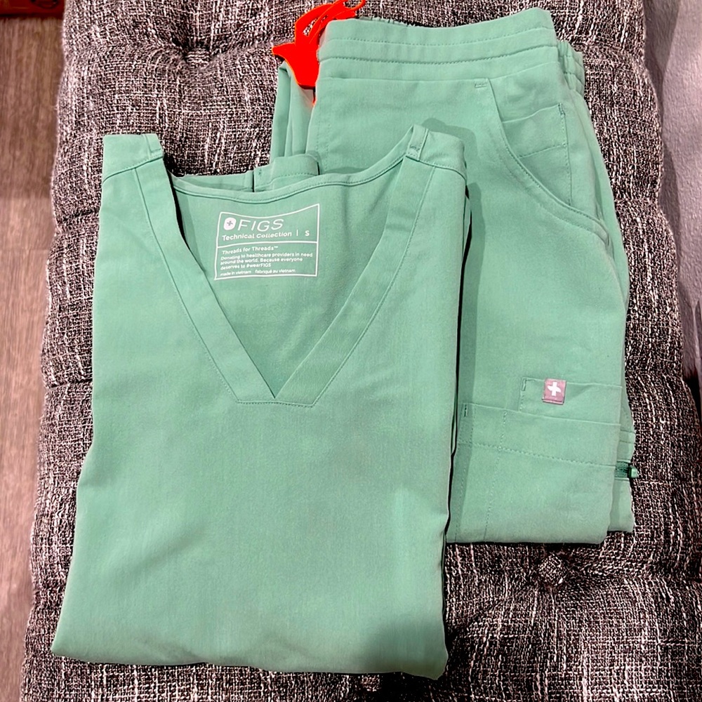 JADE FIGS SET